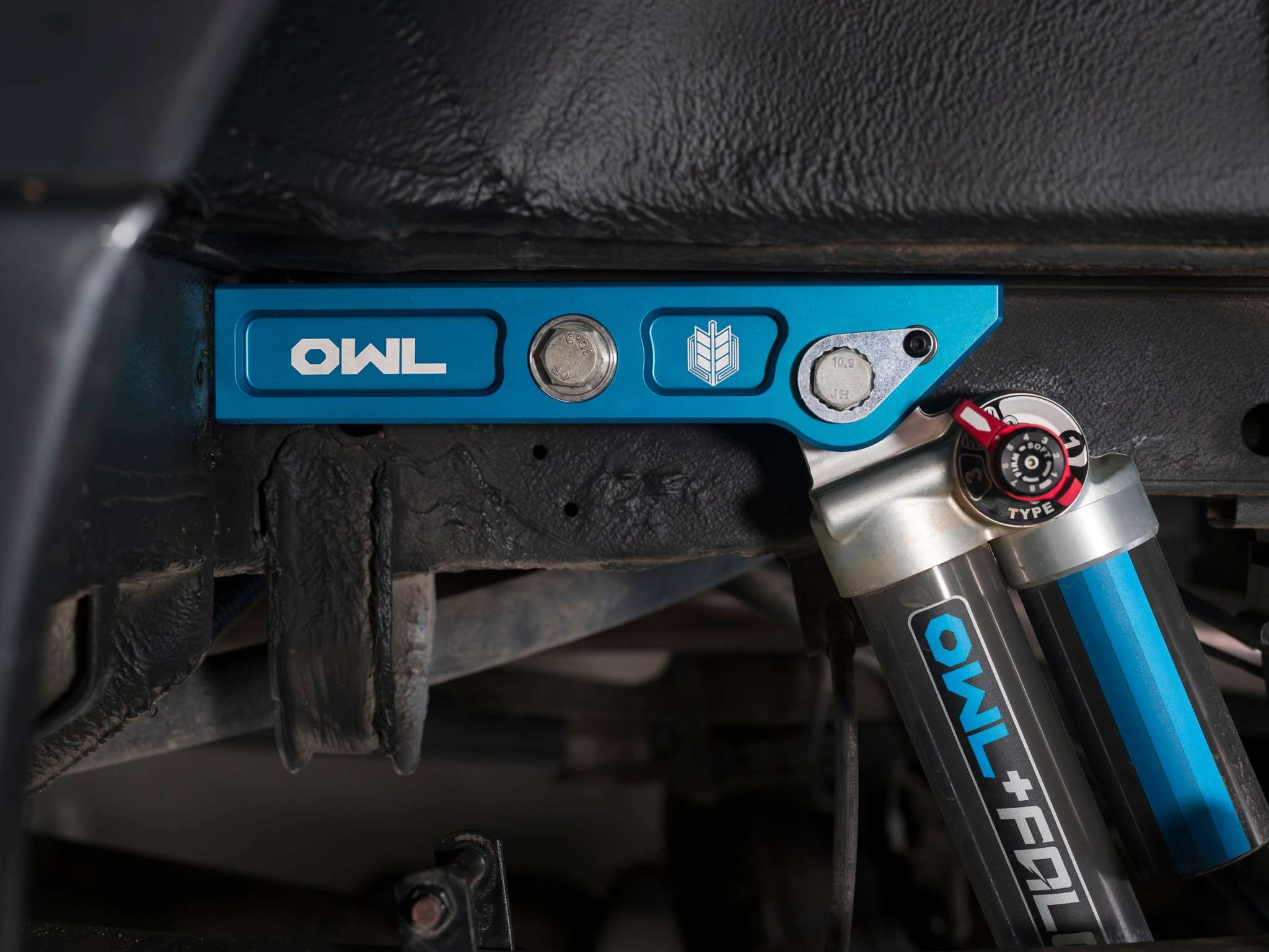 Arrow Billet Compound Rear Suspension Bracket for Sprinter - Image 8