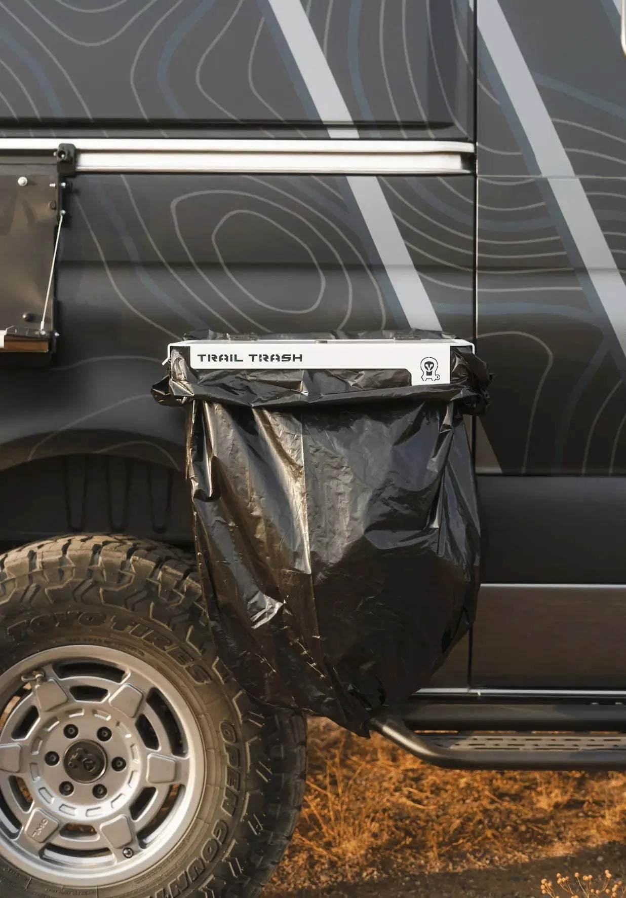 Magnetic Trail Trash Holder for Camping & Overland Vehicles - Image 3