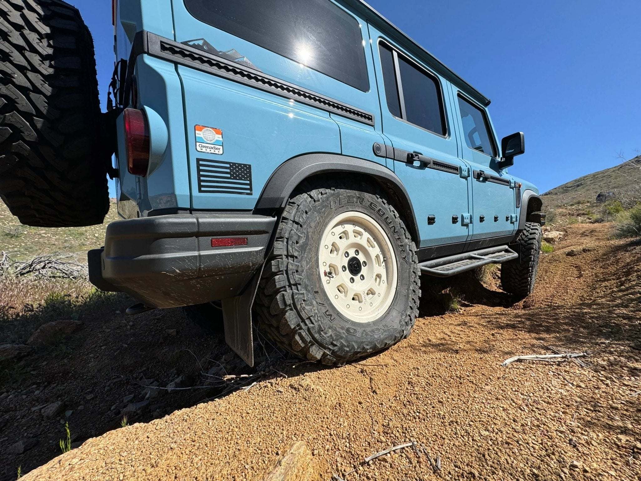 Grenadier Side Steps / Rock Sliders : Tubular - Image 8
