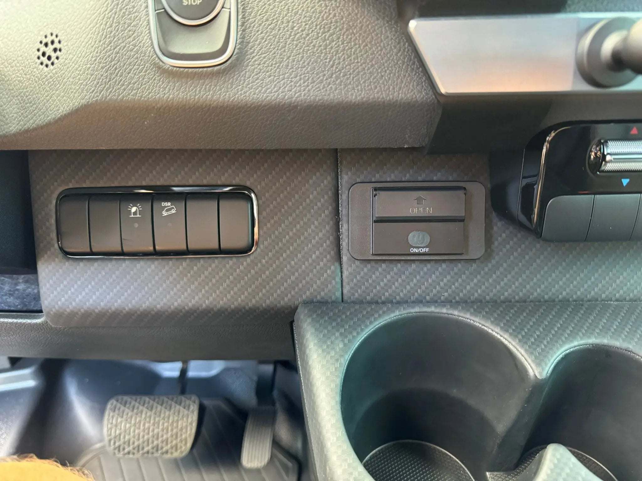 Sprinter Dash Accessory Rail [Phone Mount] - Image 12