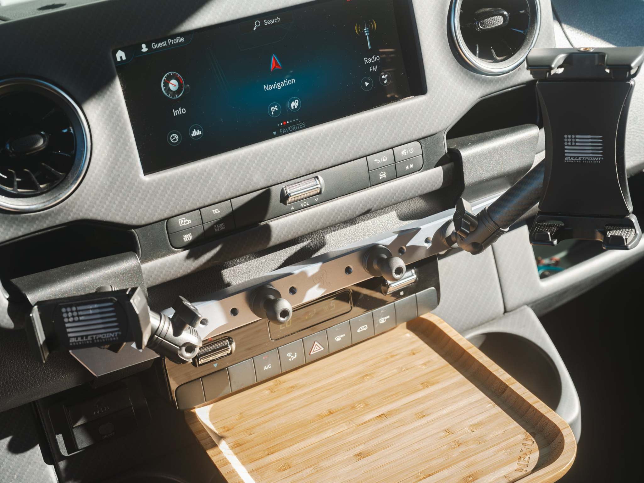 Sprinter Dash Accessory Rail [Phone Mount] - Image 13