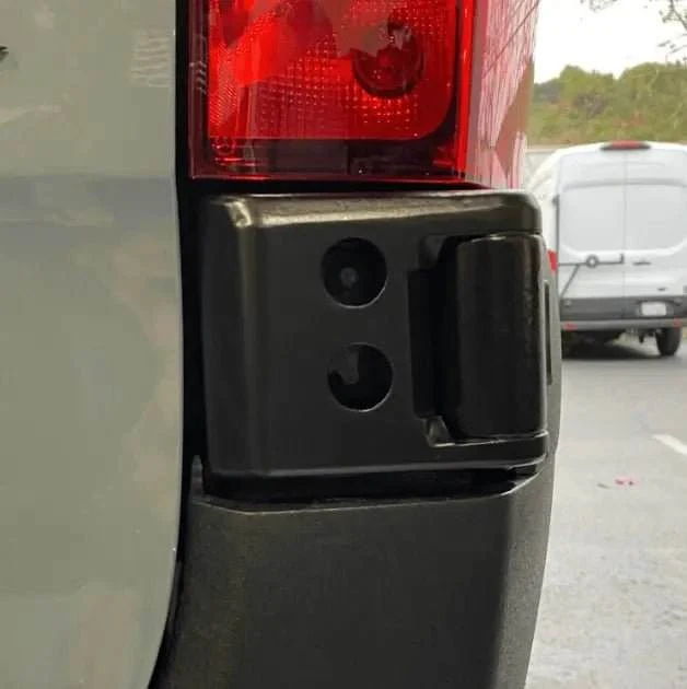 Sprinter Hinge Swap : 180 (2019+) - Image 4