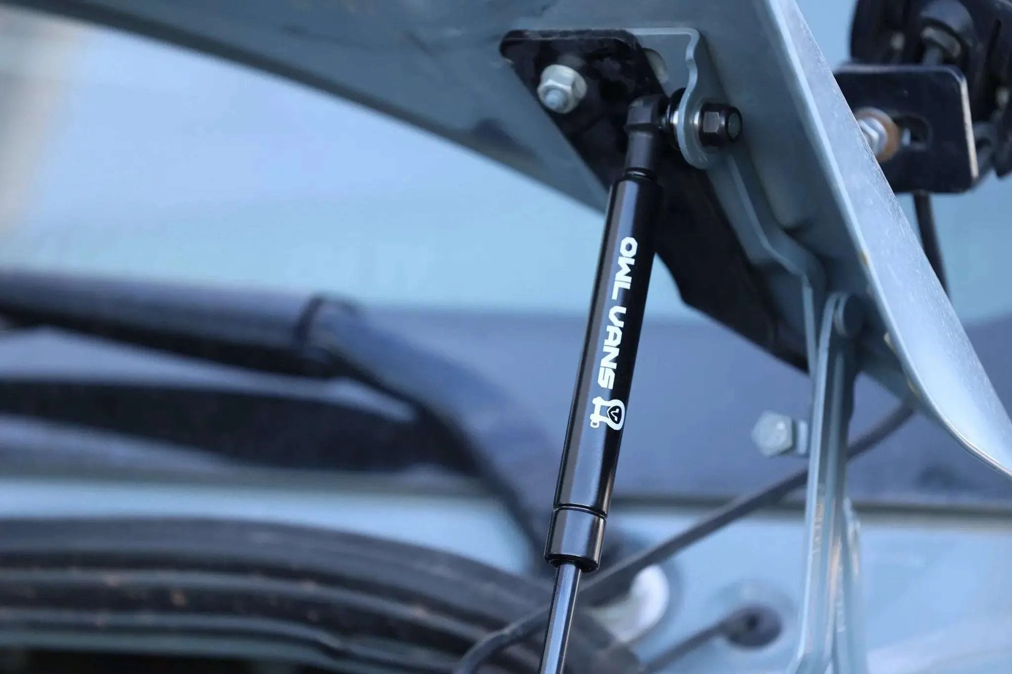 Sprinter Hood Strut Kit - Image 3