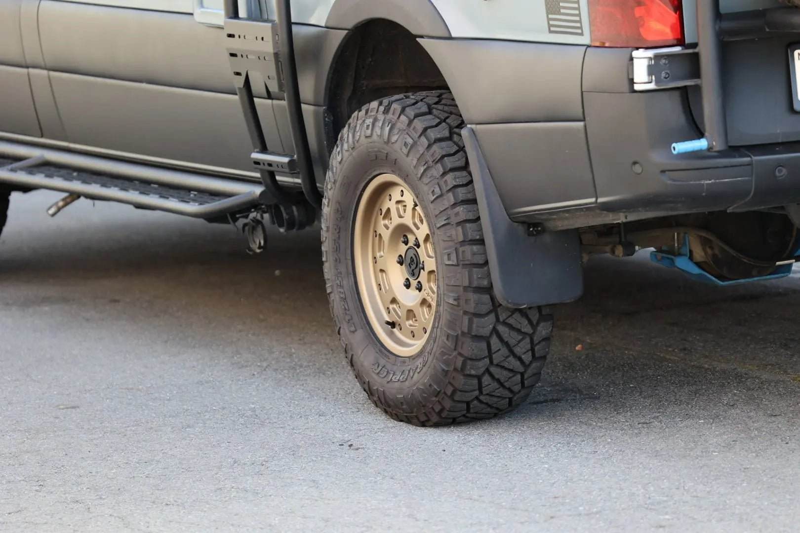 Explorer Side Steps for Mercedes Sprinter Vans (2007+) - Image 15