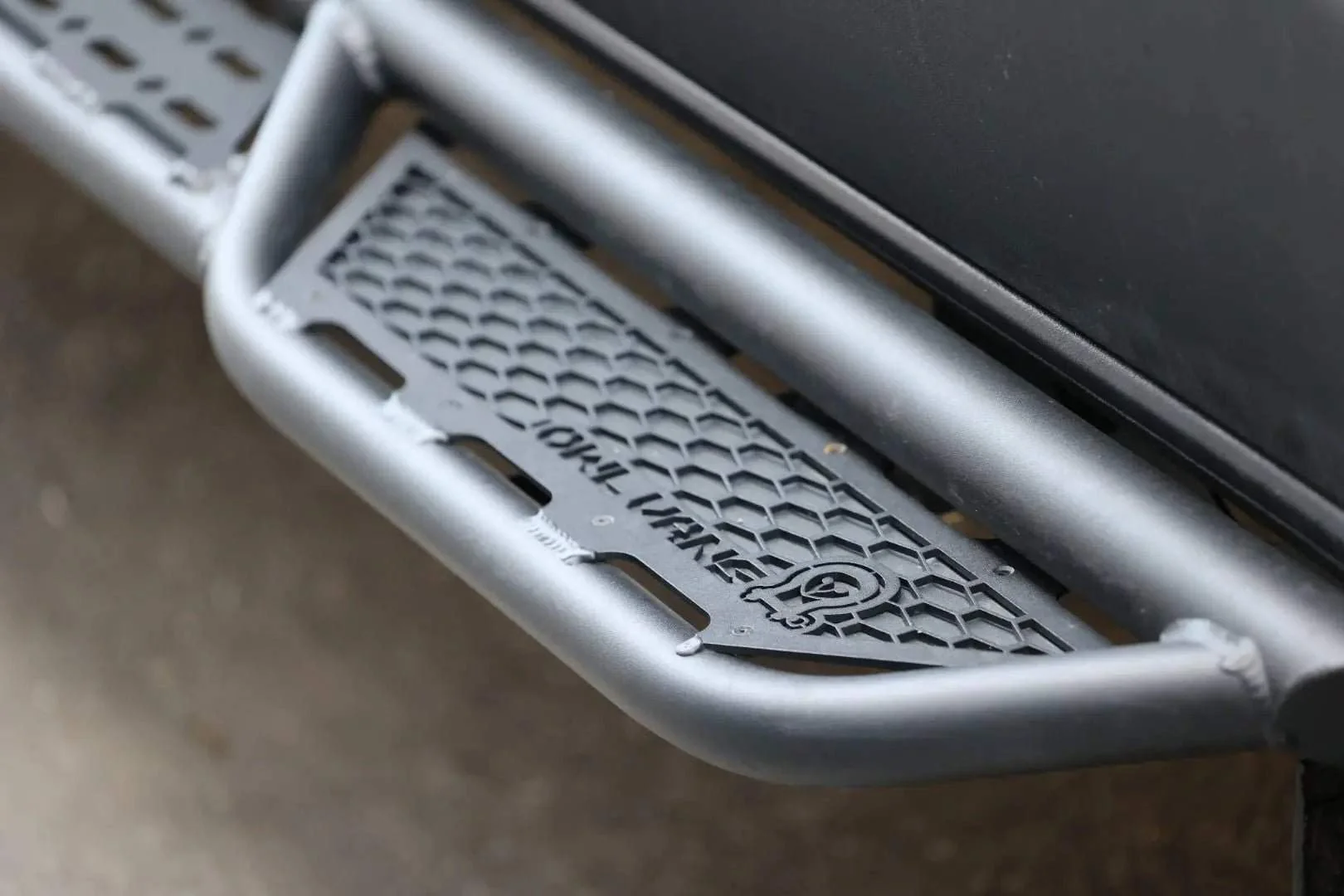 Trail Side Steps for Mercedes 144" Sprinter Vans (2007+) - Image 9